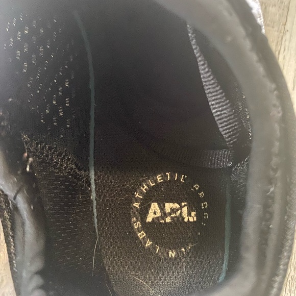 APL | Techloom Phantom running shoes | White w Black laces | size 5.5 - Picture 9 of 13